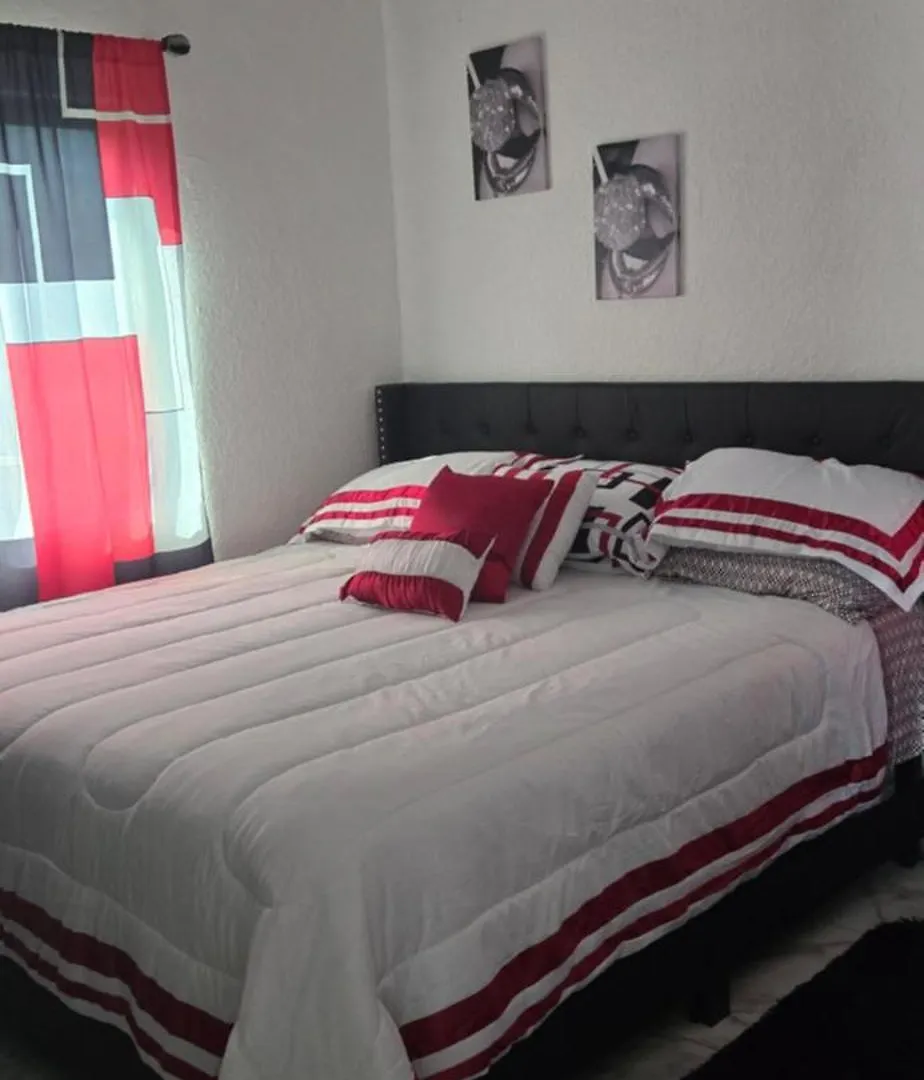 Carla'S Elite Cassa Lejlighed Spanish Town Jamaica