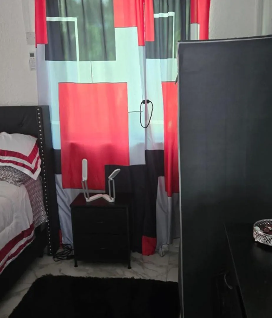 Carla'S Elite Cassa Lejlighed Spanish Town Jamaica